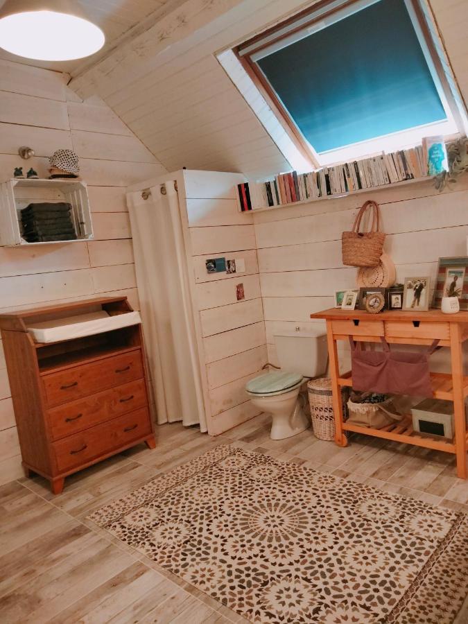 Chambre Familiale Anna "Mon Lit Au Pre" , Jusqu'A 4 Adultes Et 2 Enfants Avec Piscine Familles, Couples Ou Femmes Seulement Pontours Zewnętrze zdjęcie